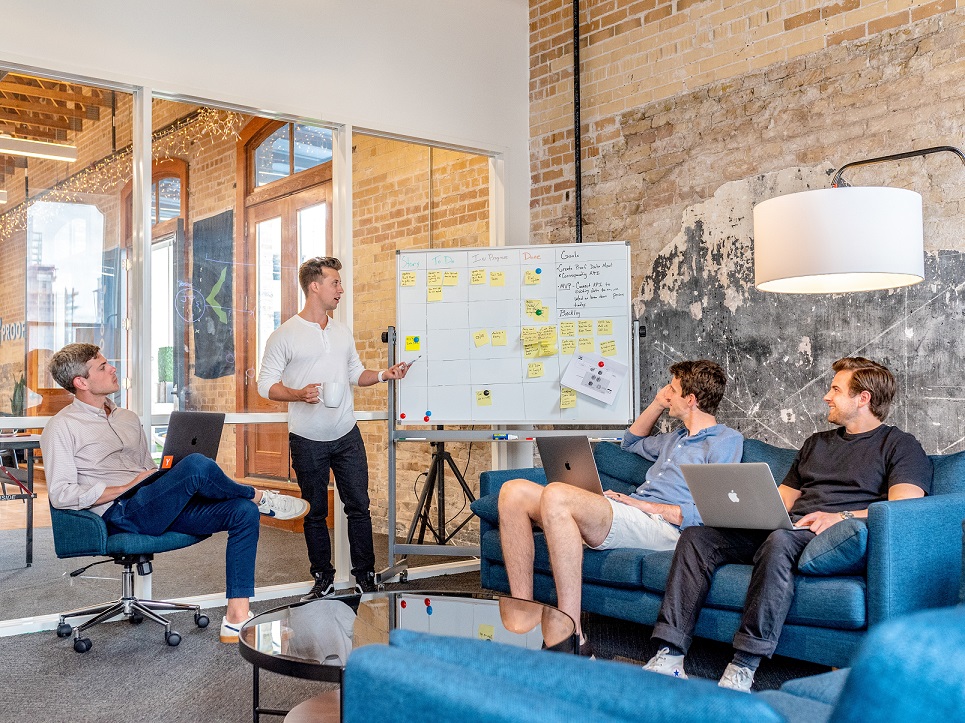 team-brainstorming